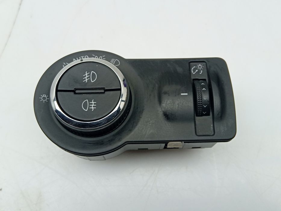 OPAL Insignia A Sports Tourer (G09) Light Switch Module