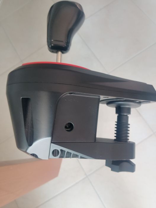 Thrustmaster th8s