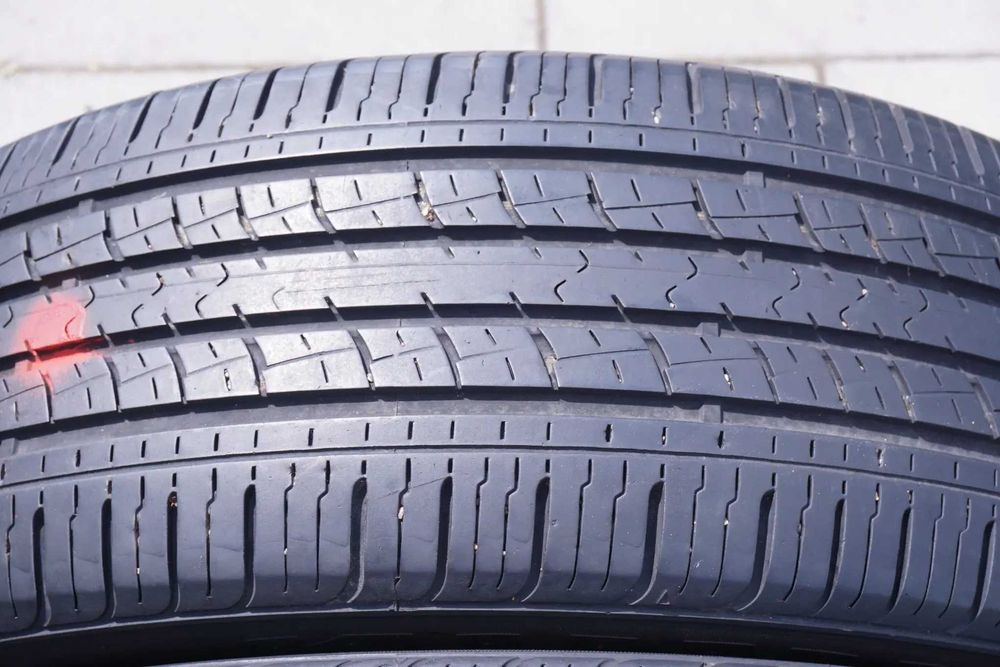 2X KUMHO SOLUS KH16 225/55/19 99H