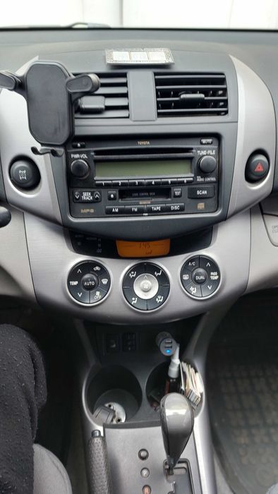 Toyota RAV - 4 лонг 2006 рік газ-бензин