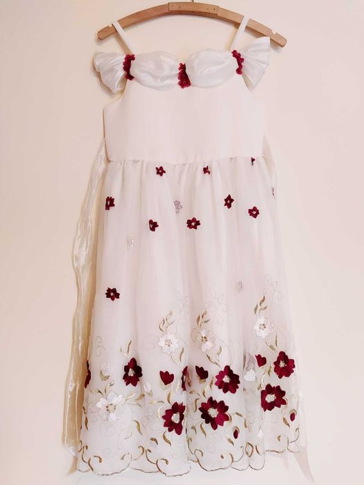 Sukienka np. na Pierwszą Komunię  Świętą