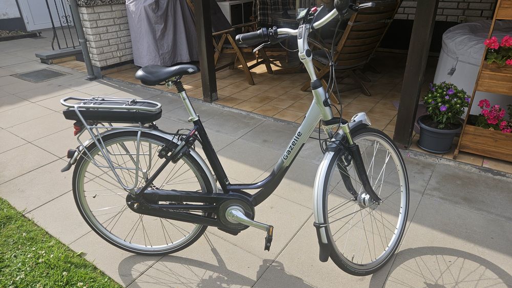 Rower elektryczny Gazelle Aroyo c7