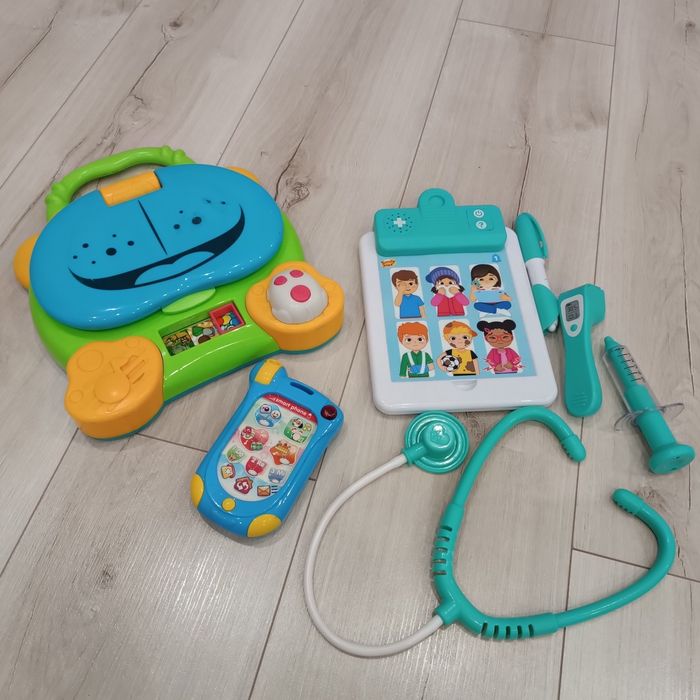 Zestaw zabawek interaktywnych Smily Play | Laptop, Tablet Lekarz, Telefon