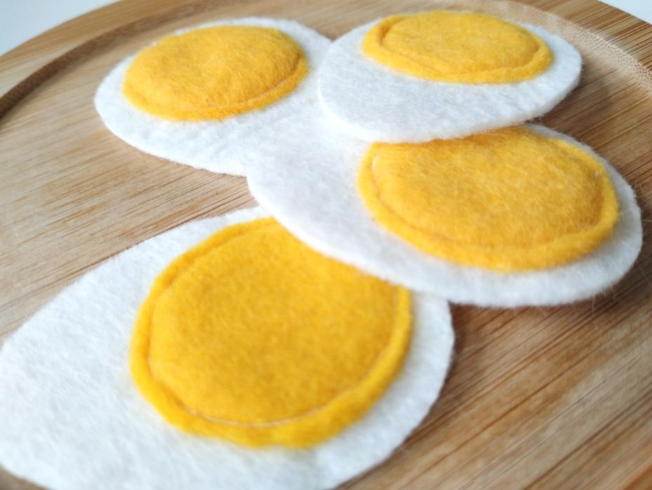 Jedzenie z filcu jajko plaster