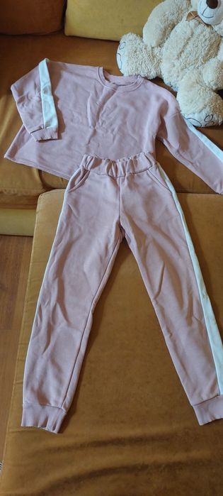 Костюм на девочку 9-10лет