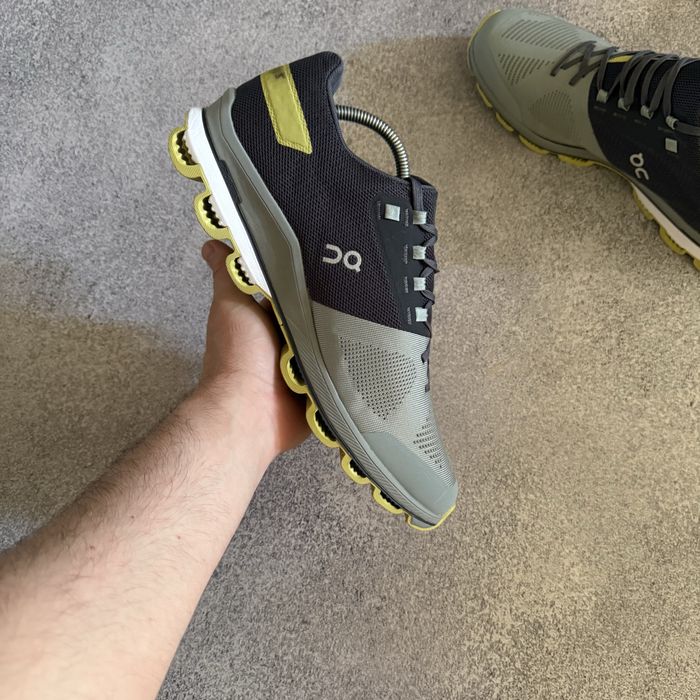 On Running CloudSurfer НОВІ оригінальні чоловічі бігові кросівки