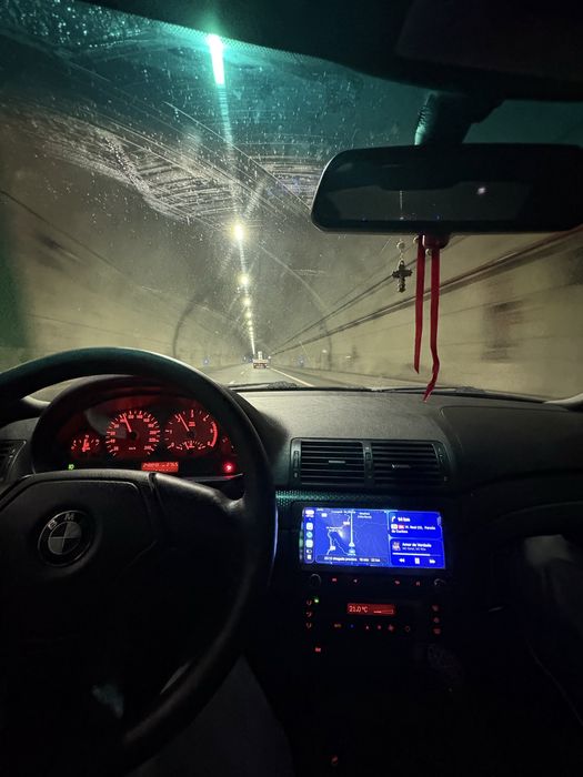 Vendo bmw e46 bem estimado