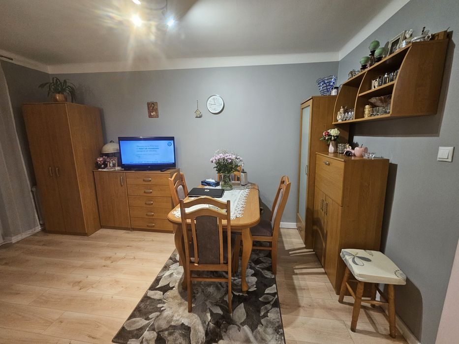 Meble, meblościanka Black Red White – 300 zł
