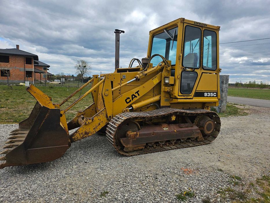 Spycharko -Ładowarka CAT 935C 8,5 tony Caterpillar Spych  ładowarka DT