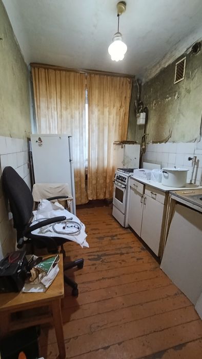 Продається двокімнатна квартира у Фастові