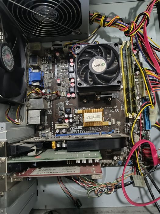 Computador Desktop com monitor