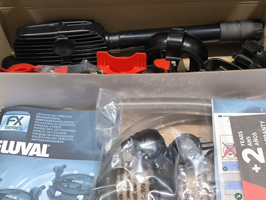 Фільтр для акваріума Fluval FX4