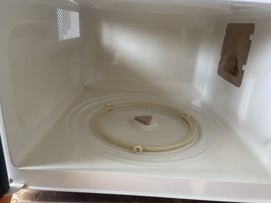 Мікрохвильова піч