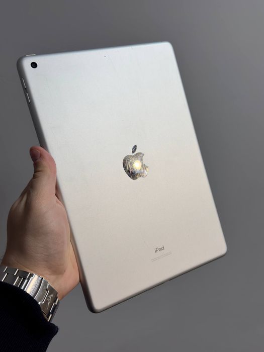 iPad 10,2 2019 (7 покоління) 128Gb Silver