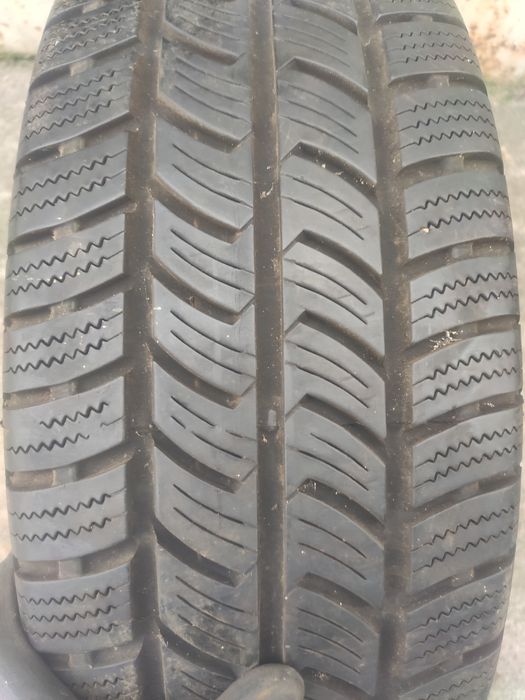 Шина б/у 235/65/16C continental