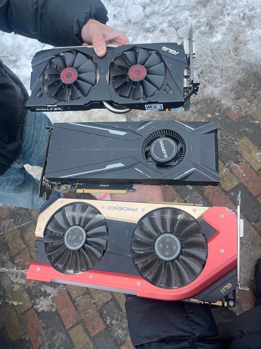 Відеокарти під відновлення