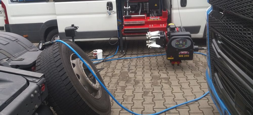 Mobilna wulkanizacja ciężarowych TIR osobowych mobilna mechanika dowóz