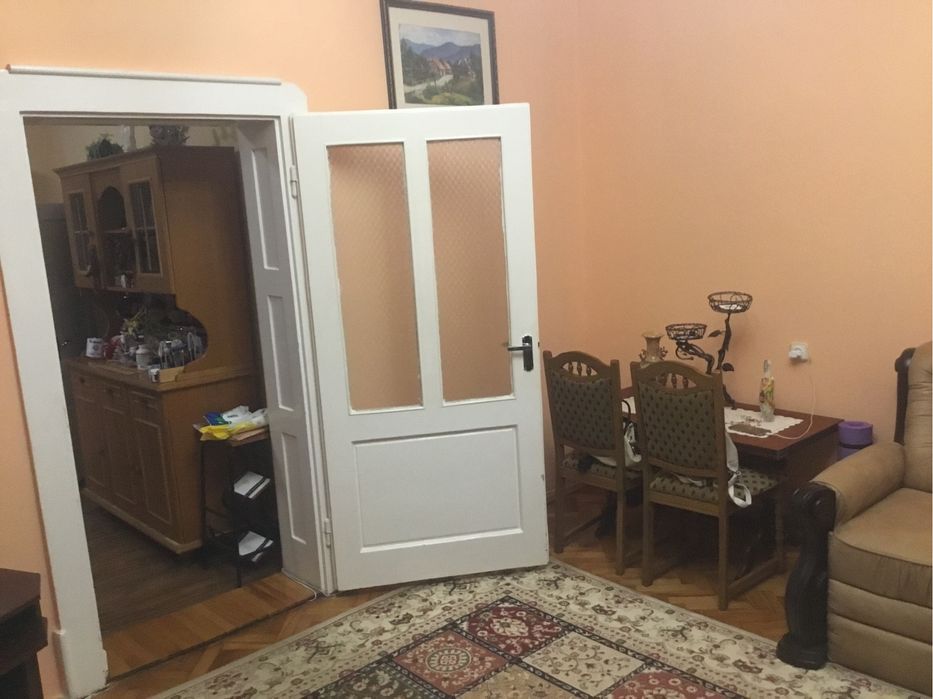 Продам будинок з меблями , городом і садочком