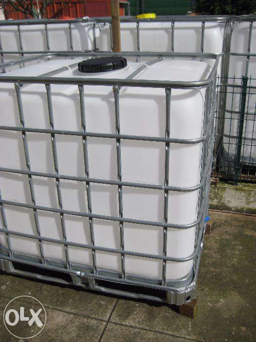 Deposito plástico chapeado de 1000 Litros Lavado