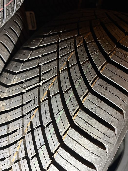 Continental 255/40r21 XL