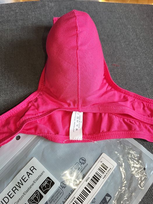 Super wygodne seksi stringi z kieszonką