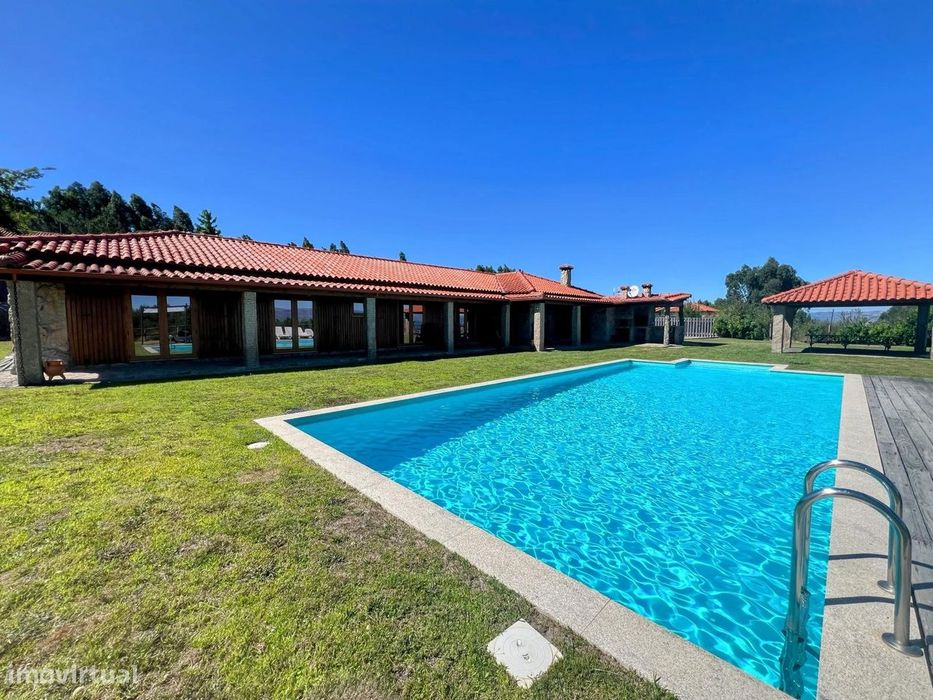 Mordaia T4 com piscina