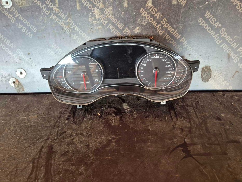 щиток приборів Audi A6 C7 панель приборов спідометер ауді а6с7 4G9920950L