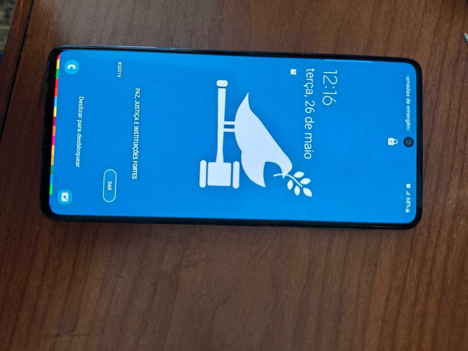 Samsung Galaxy M51 em excelente estado, com aspeto de novo e funcionamento irrepreensível.