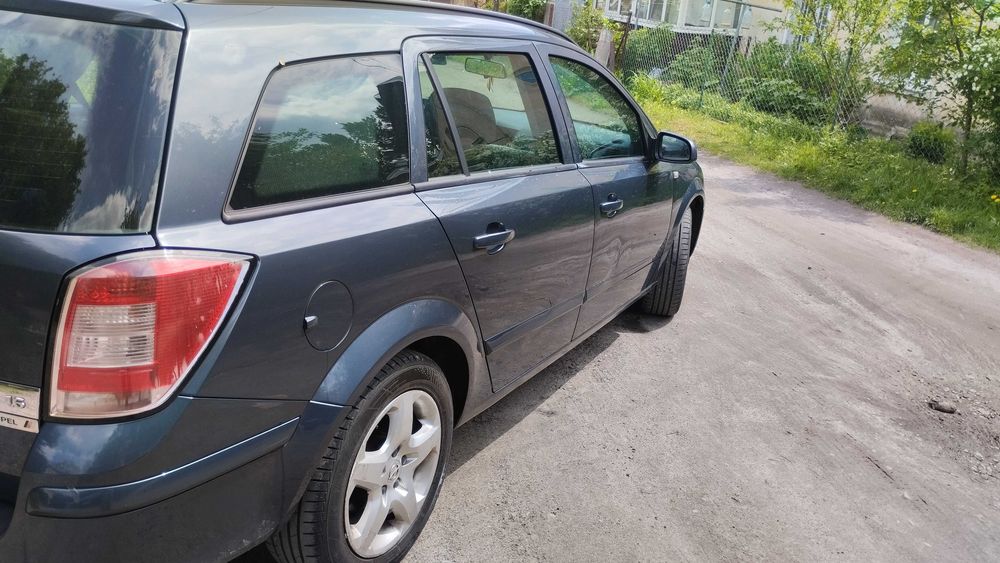 Опель Астра Н 1.6 бензин 2007 року