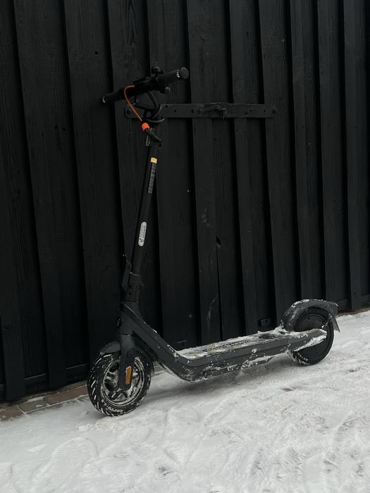 Електро самокат ninebot e2 pro