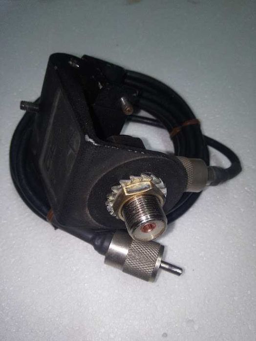 Suportes de antena para carro.