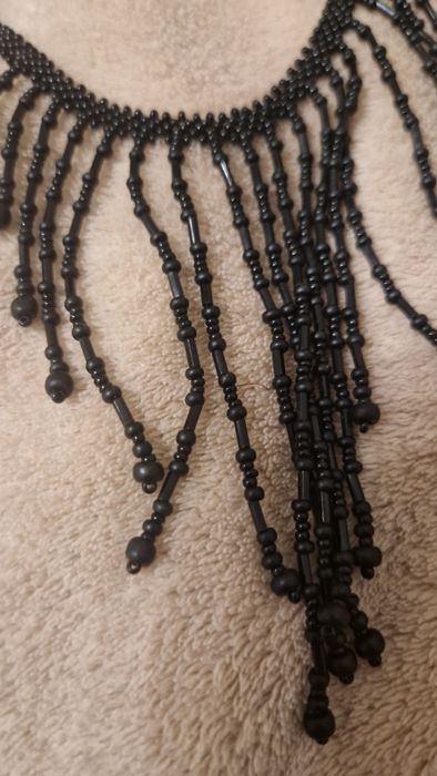 Komplet biżuterii z koralików kolia