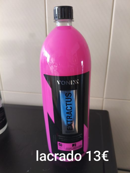 Produtos para limpeza de estofos e tapetes