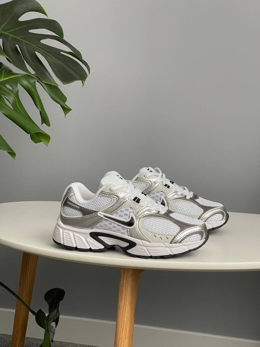 Кросівки Кроссовки Nike V5 RNR White Vast Grey Metallic Silver Black Кросовки повсякденні