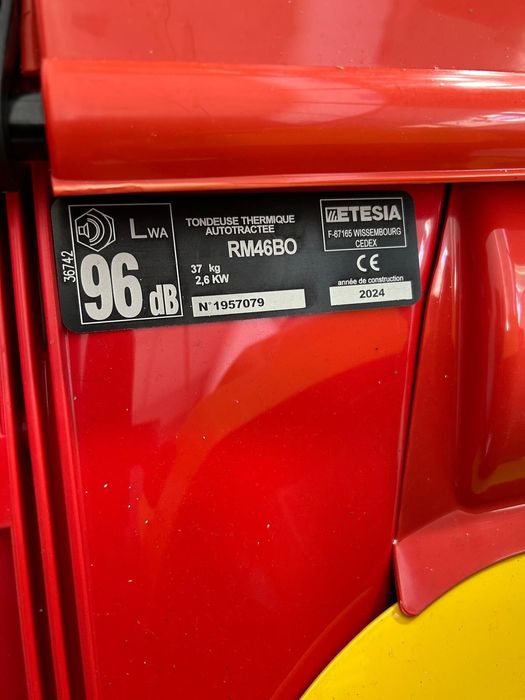 Maquina corta-relva da OUTILS-WOLF, modelo RM46BO (NOVA)