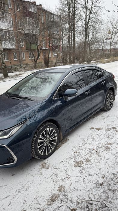 Аренда автомобиля с водителем :  почасавая аренда , трансферы , межгор