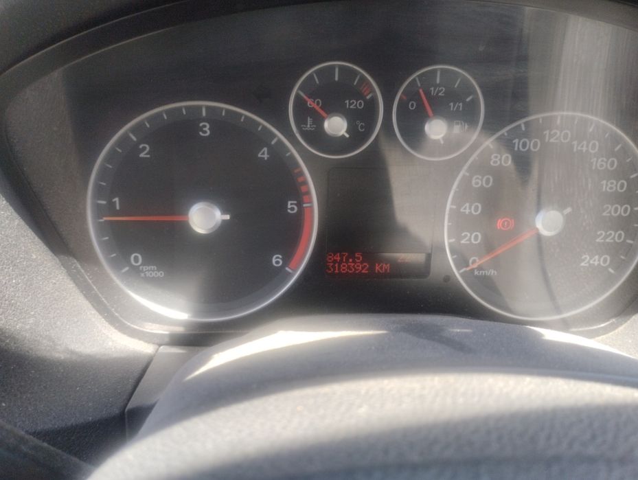 Ford focus  sport 1.6 tdci 109cv