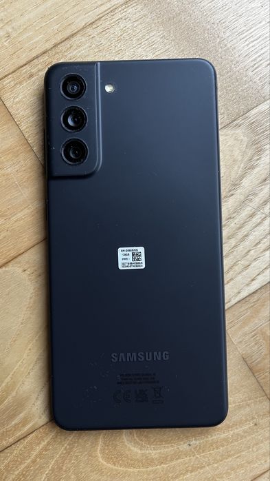 Samsung S21 FE 5G  + ładowarka
