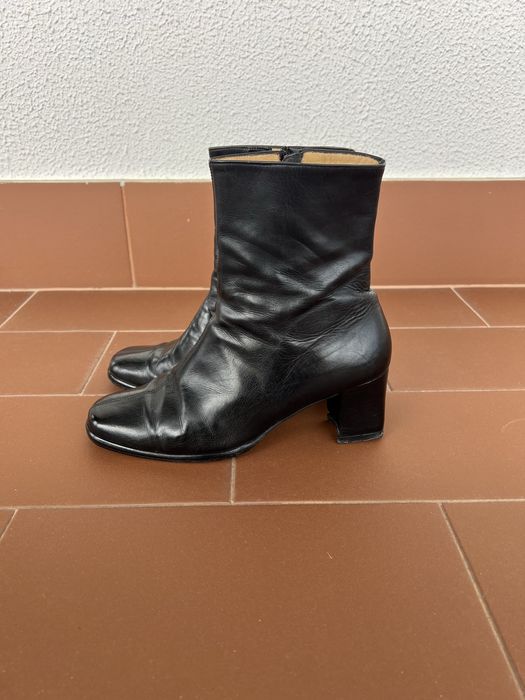 Botas pretas de pele tam. 37 1/2