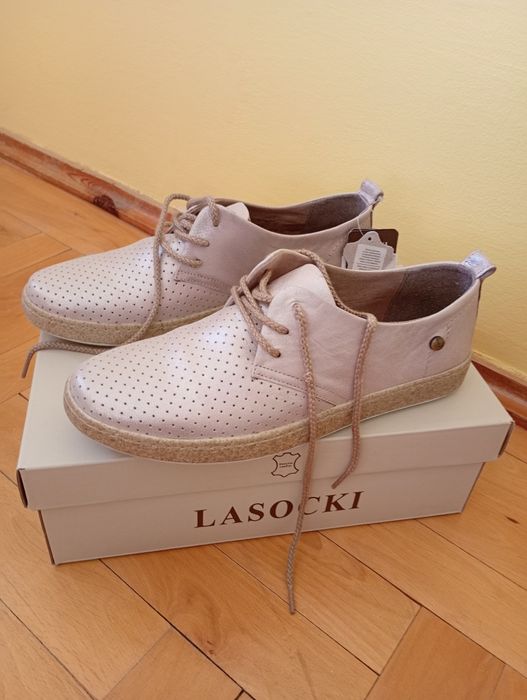 Nowe półbuty skórzane rozmiar 38 Lasocki