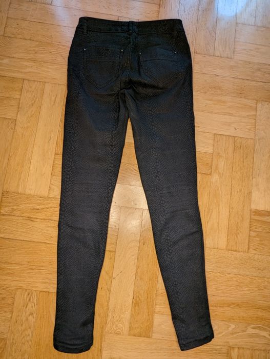 Spodnie Reserved 34 w wężowy wzór