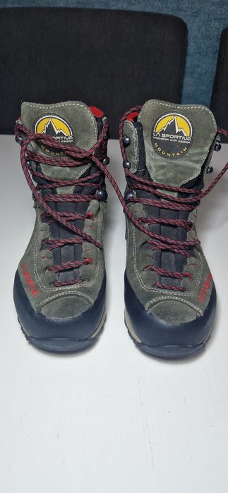 La Sportiva  37.    .