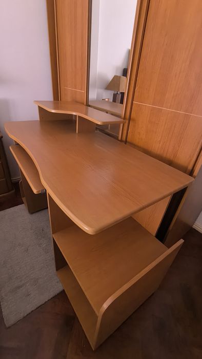 Secretária / mesa computador