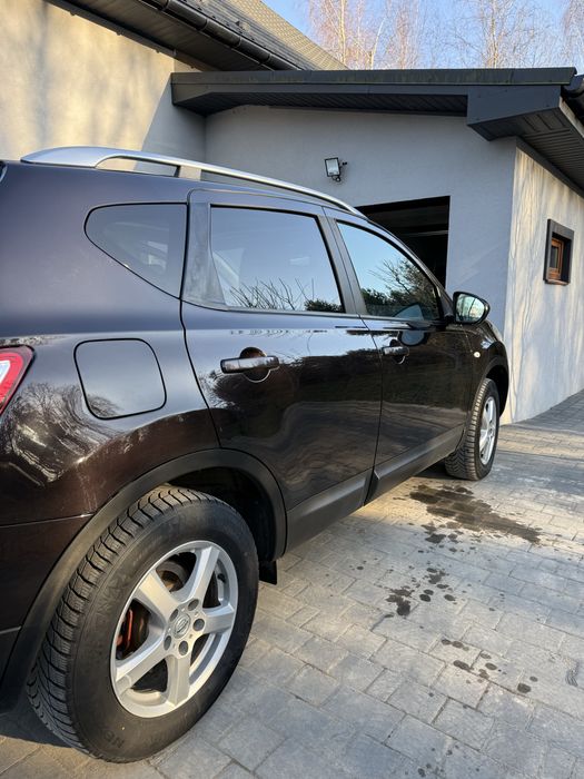 Nissan Qashqai J10
