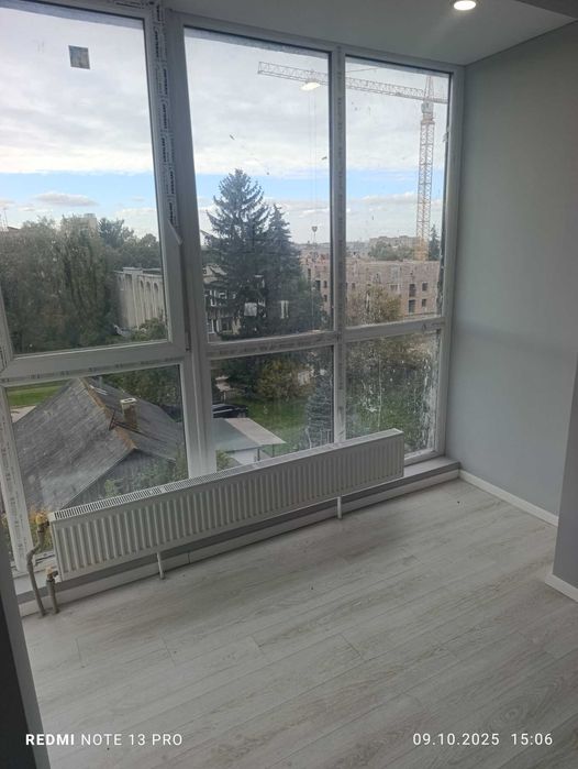 Продам 2-кімнатну квартиру з ремонтом по вул Рівненській 67,2 м.кв.