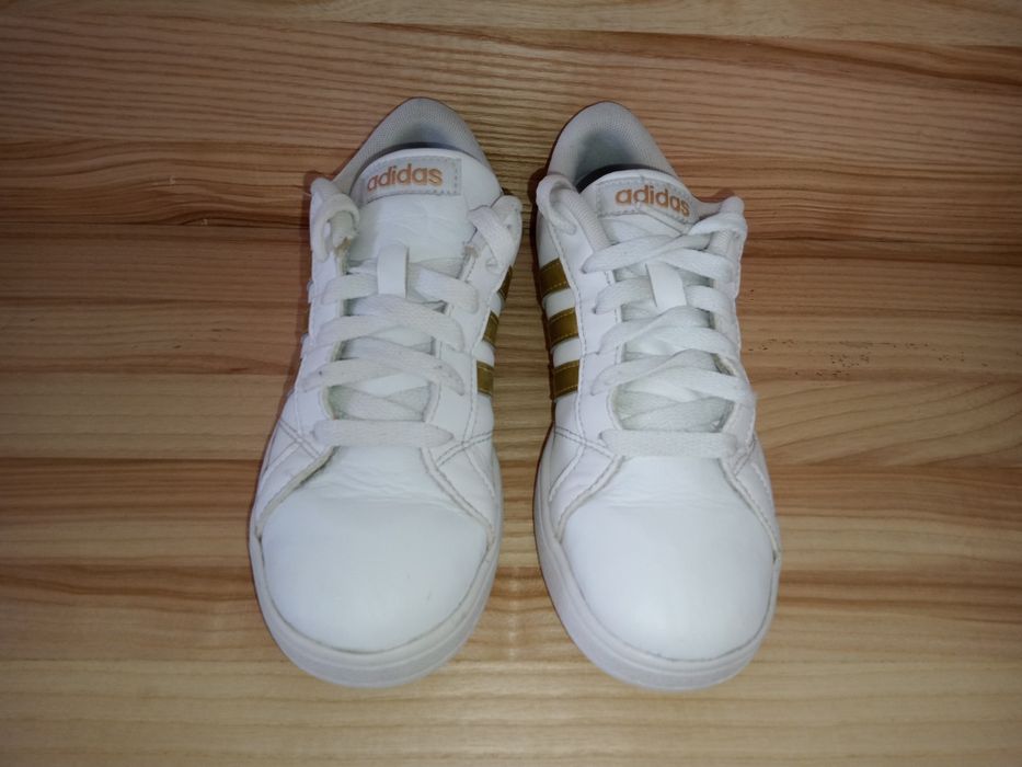 Adidas nr 33 1/2--22 cm