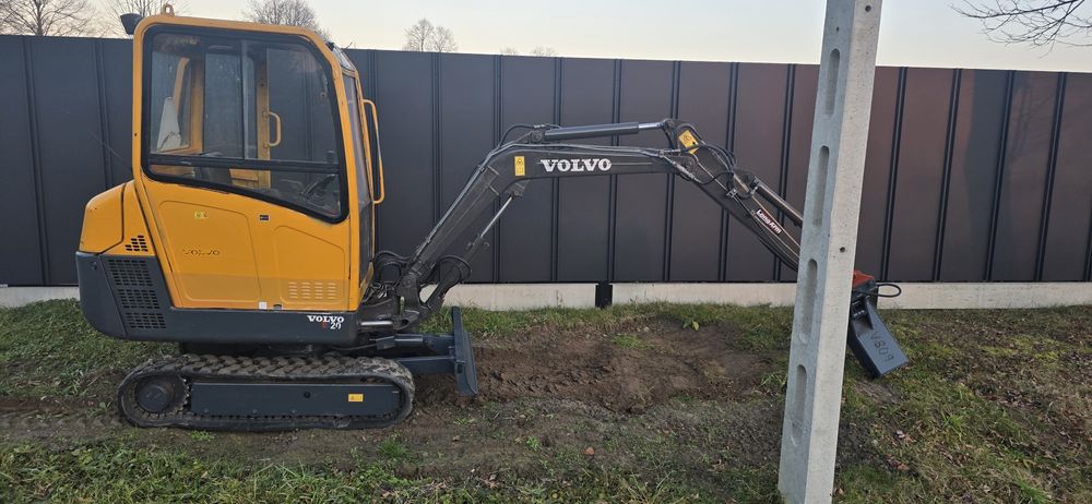 Minikoparka Volvo 2t Loong Ramie  Mocna koparka