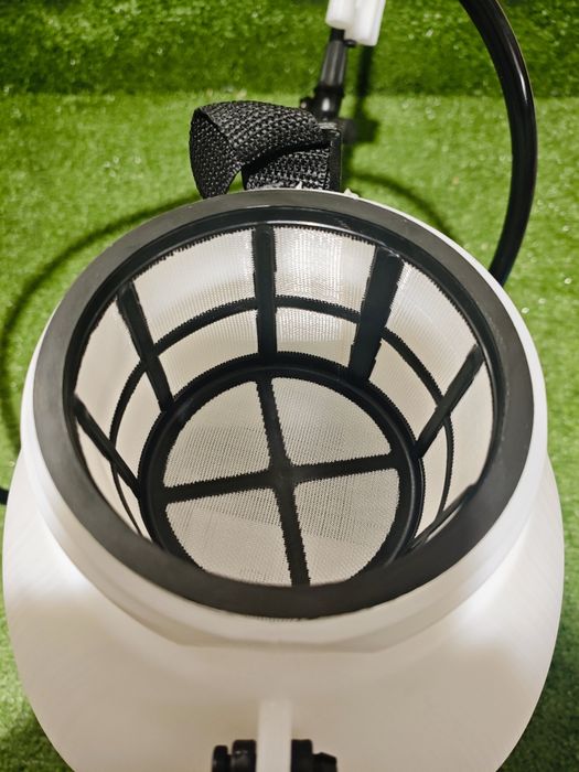 9 л Опрыскиватель аккумуляторный Мрия