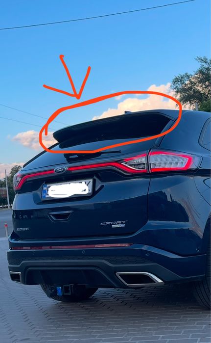 Спойлер Ford Edge без стопсигналу