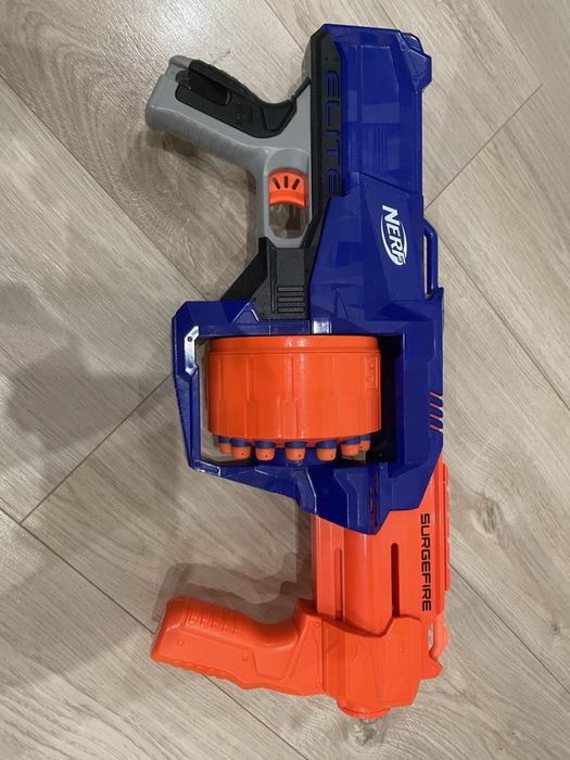 Продається дитячий пістолет NERF